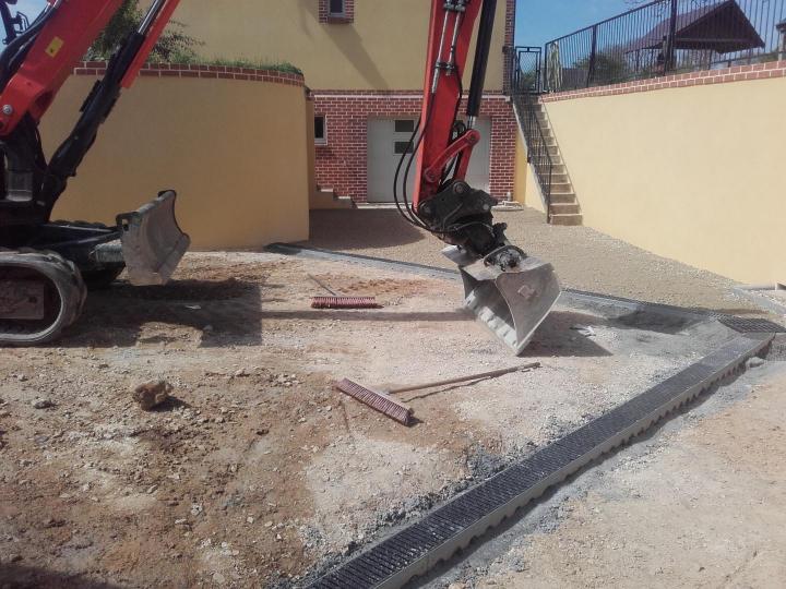 Pose d'enrobés à L'Aigle